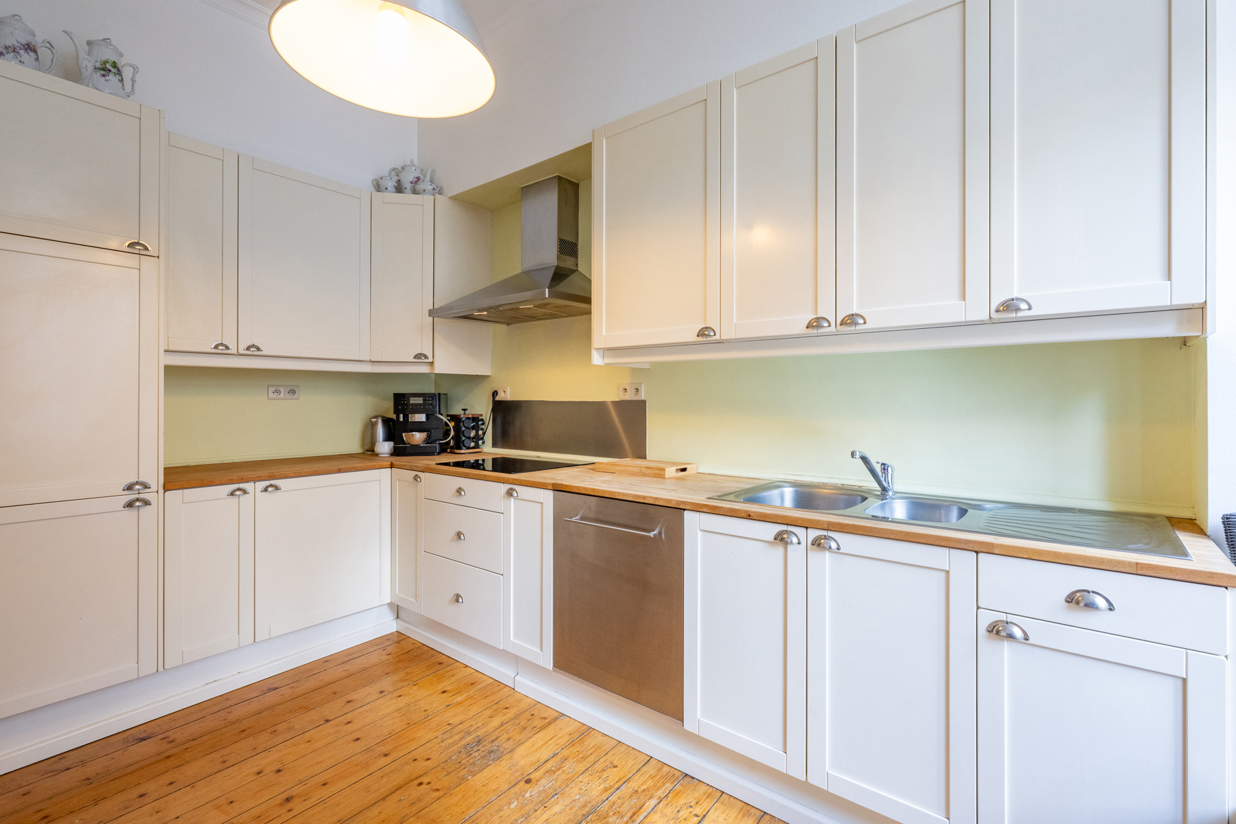 OPBRENGSTEIGENDOM 3 VERHUURDE APPARTEMENTEN - foto 5