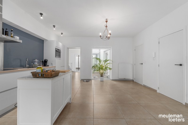 Appartement à vendre à Oostkamp avec 8 chambres - photo 5