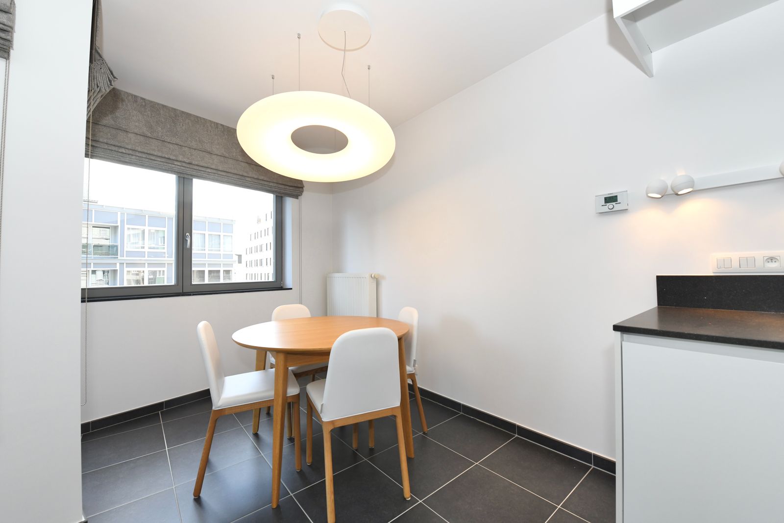 Modern appartement met zonnig terras op een zucht van het strand - foto 3