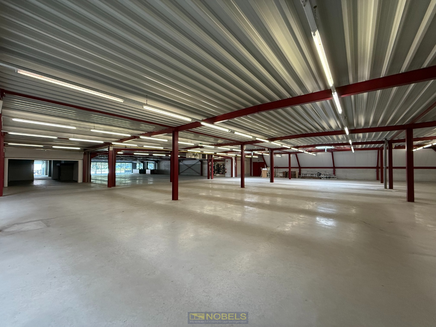 Te huur, commerciële ruimte te Mont-de-l'Enclus - photo 2