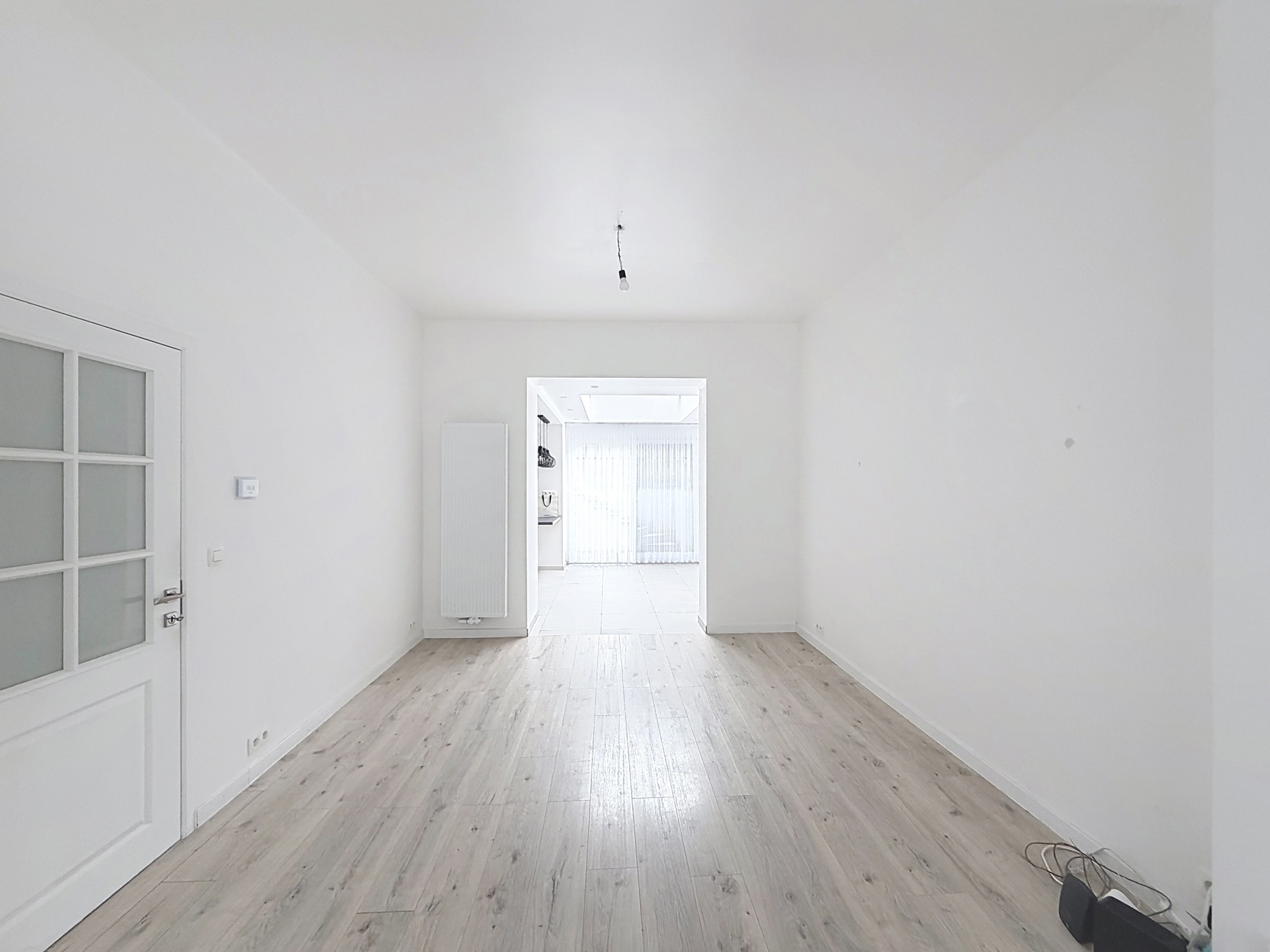 Prachtige woning met 4 slaapkamers, garage en tuin - foto 4