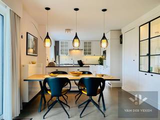 Dit appartement is onmiddellijk beschikbaar!Géén vaste maandelijkse kosten! Op zoek naar een comfortabele, instapklare woonst voor een tijdelijke...