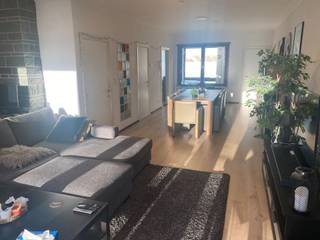 RUIM EN LUMINEUS APPARTEMENT 129M² MET 2 SLAAPKAMERS EN 2 AUTOSTAANPLAATSEN1ste verdieping - ligging in centrum met vlotte bereikbaarheid via N17,...