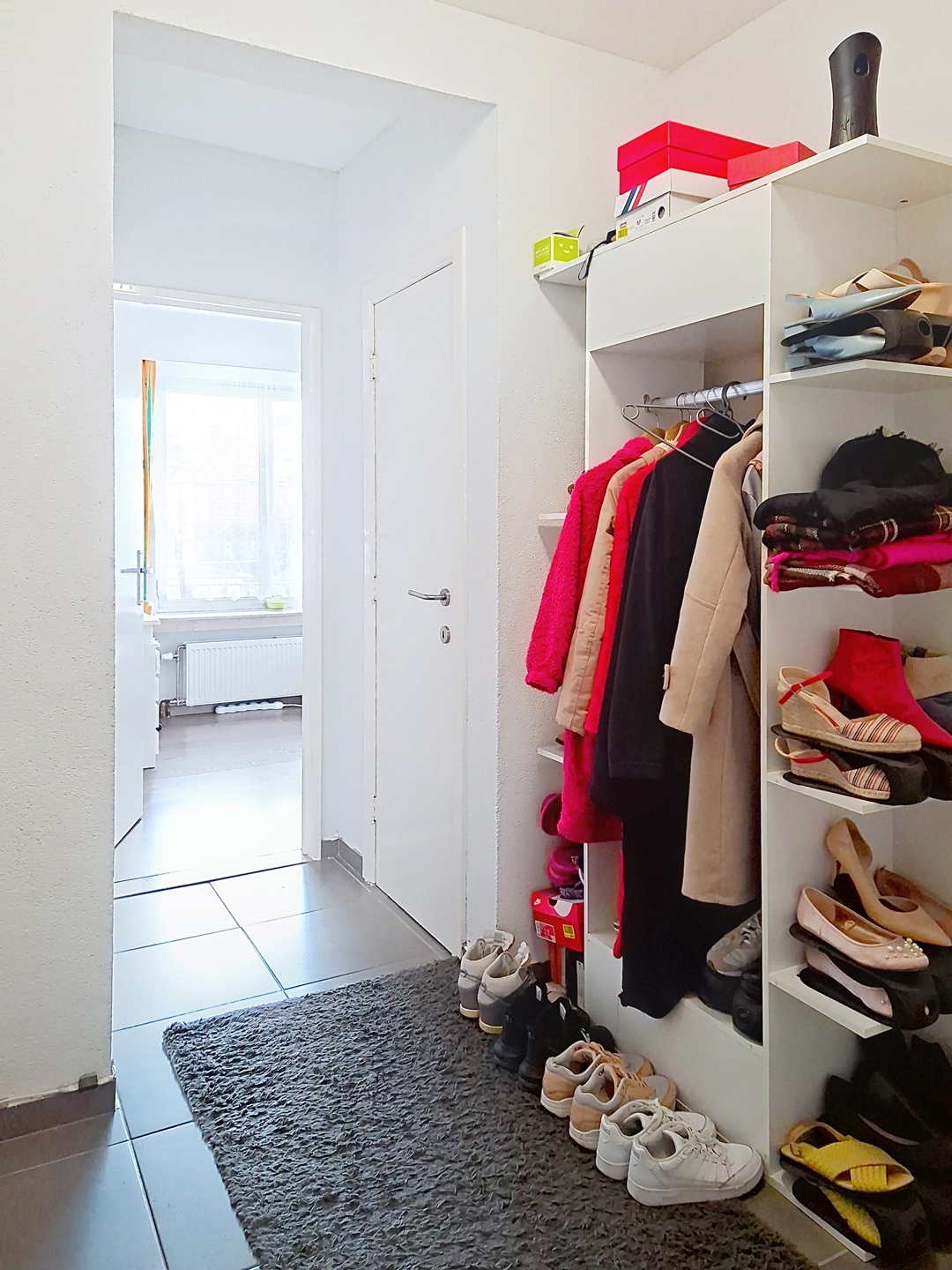 Appartement met 2 slaapkamers, terras én garagebox - foto 2