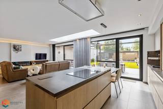 Op een uitstekende locatie in het groene en rustige Bonheiden bevindt zich deze moderne woning met een uitzonderlijk gunstig EPC. Met een...