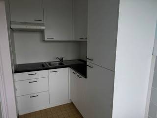 Op zoek naar een appartement dat je volledig naar eigen smaak kan renoveren? Dit appartement met 2 slaapkamers biedt tal van mogelijkheden en...