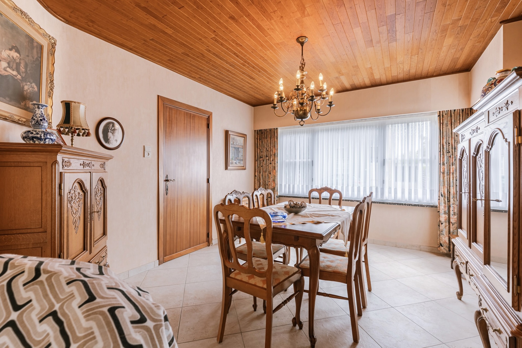 Ruime woning met grote tuin op breed perceel in Wetteren! - foto 5