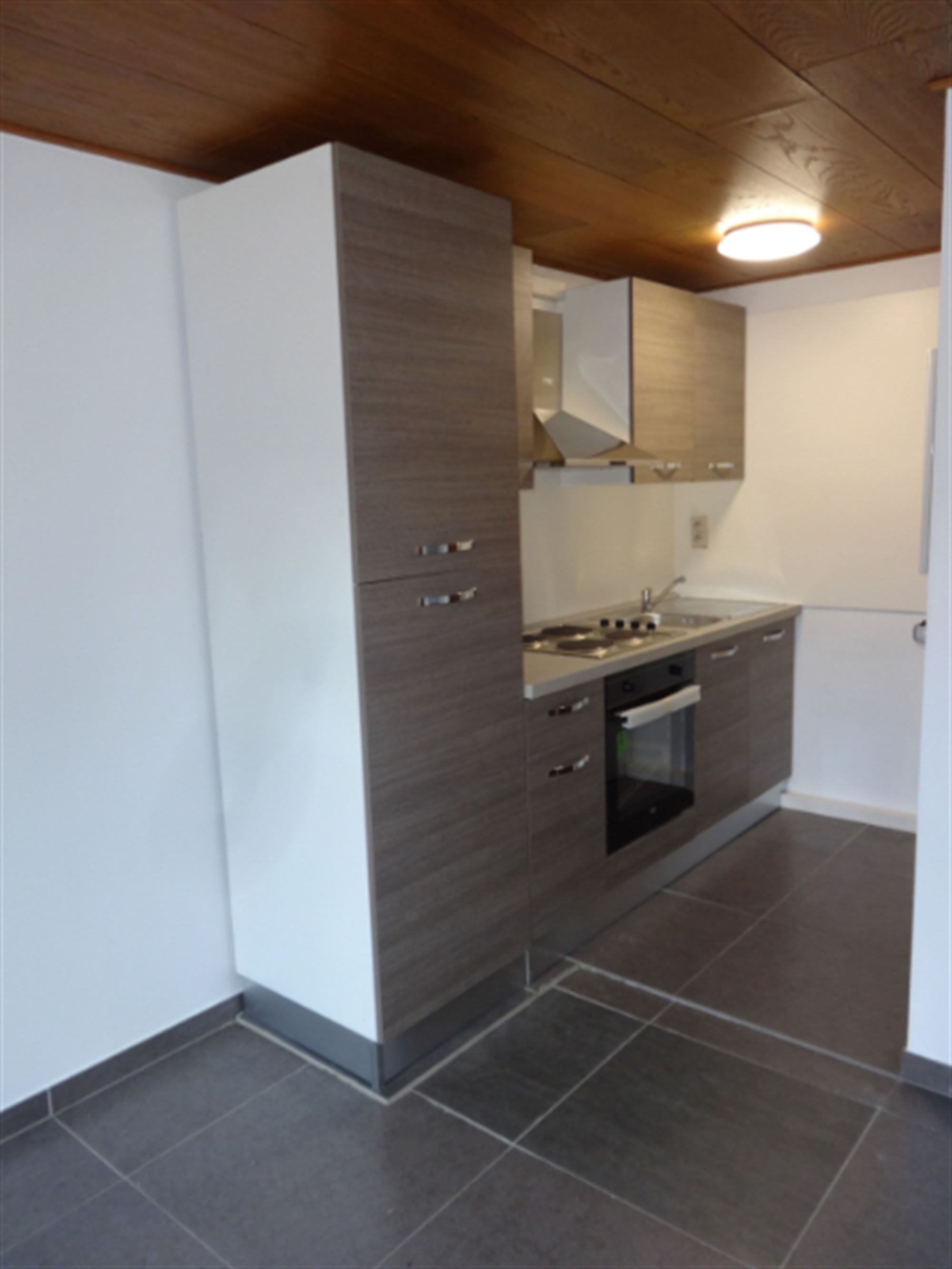 Vernieuwde studio centrum Kortrijk - foto 2