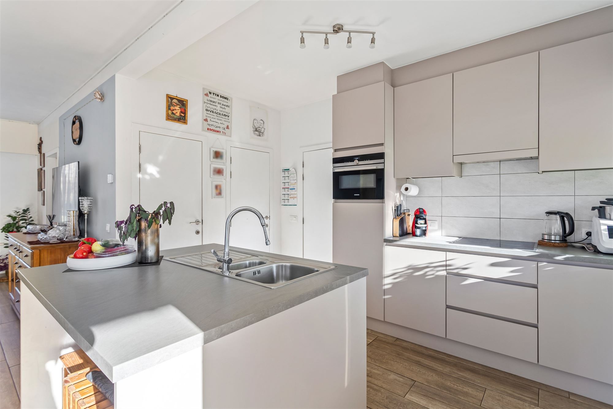 VOLLEDIG GERENOVEERDE, PERFECT INSTAPKLARE WONING OP MOOI PERCEEL! - foto 5