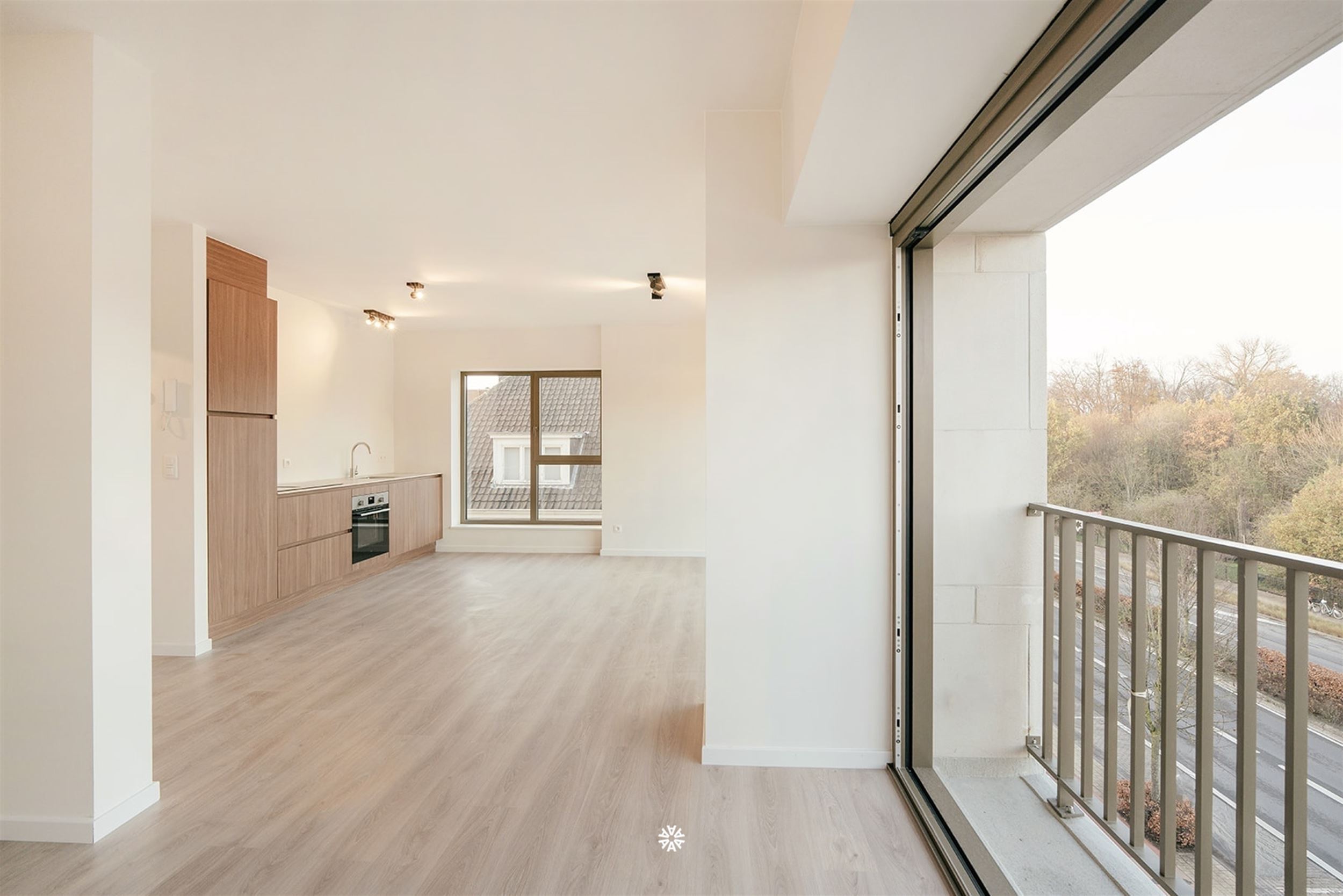 Stijlvol gerenoveerd appartement met 2 slaapkamers in Sint-Niklaas - foto 4