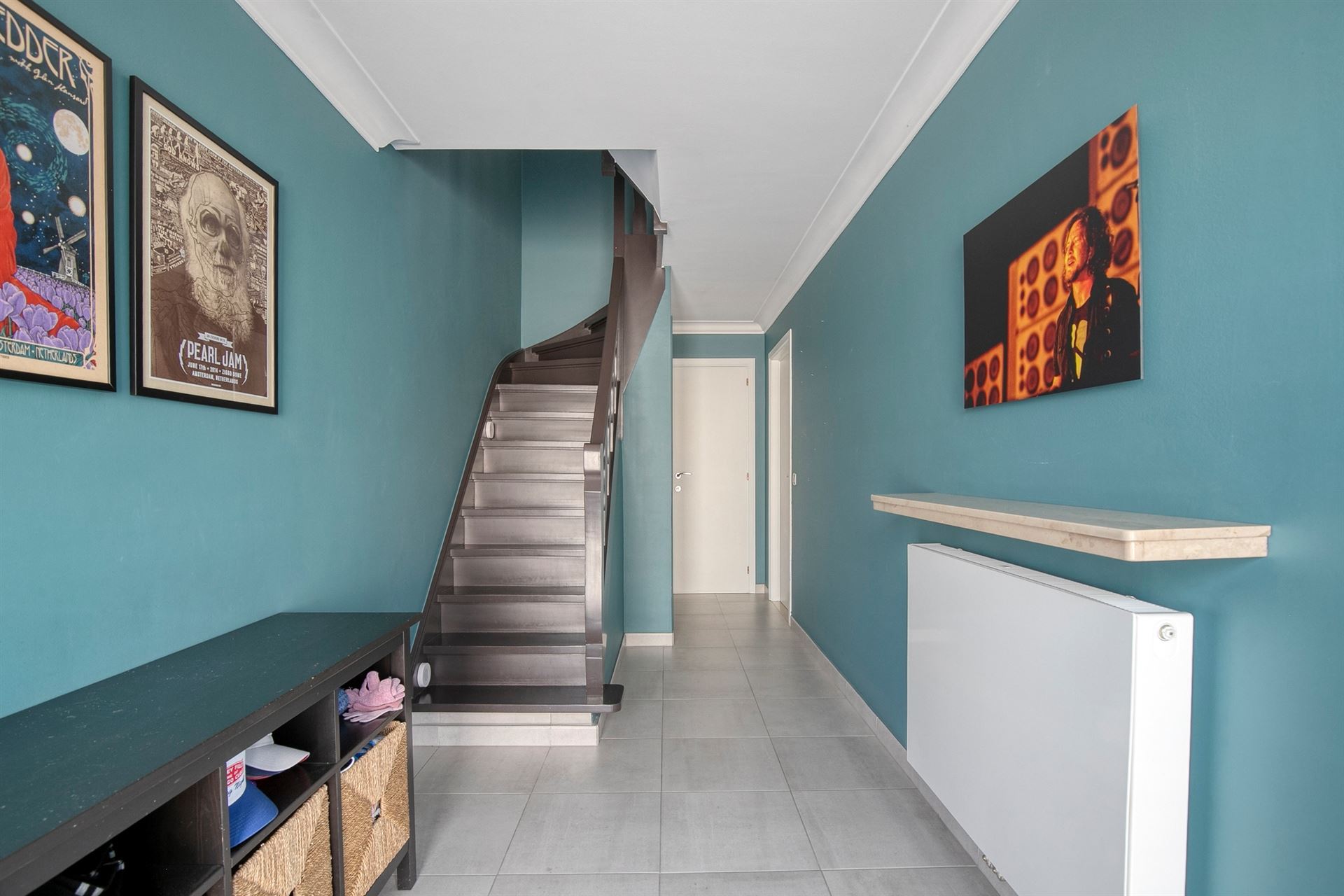 Ruime bel-etagewoning met 3 slpk's, garage en prachtige tuin! - foto 4