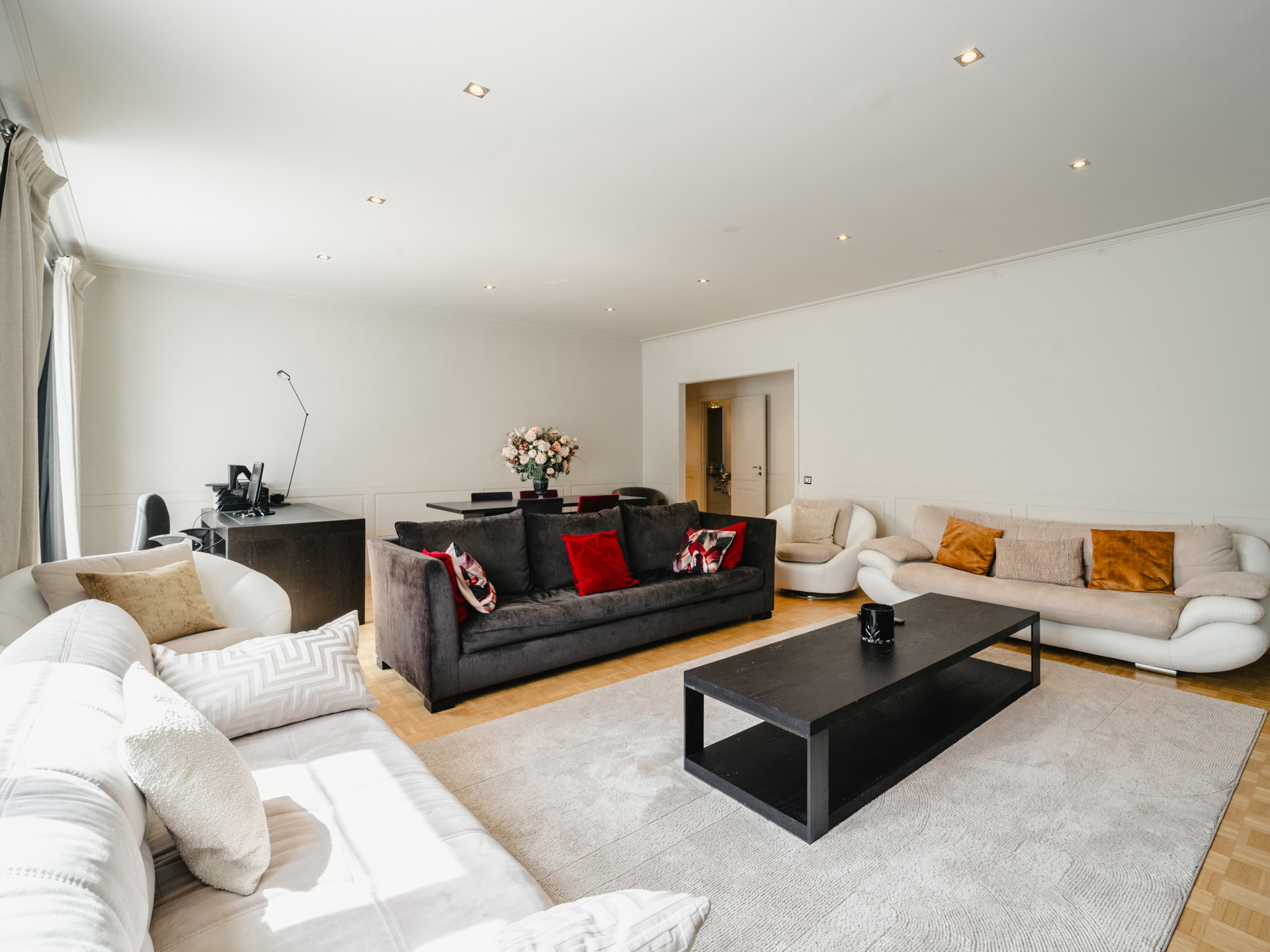 Apartment for sale in Ixelles with 2 bedrooms - photo 3