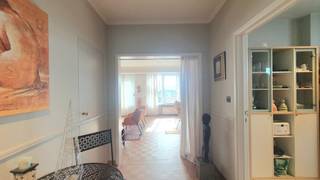 This apartment for rent is located in an excellent location in the center of Hasselt, so that all amenities are within easy reach. The layout of the apartment is practical and functional, with an abundance of natural light in every space. Layout:Floor +4:- entrance hall- Kitchen- Bright living space- Storage- Night hall- Bathroom- Two bedrooms- TerraceFloor -1:- Basement storage- communal bicycle shed The quickest way to visit this apartment? Request your visit via the red button on our website (www.dewaele.com).Appointments cannot be made by phone. For other questions, you can contact us by phone at 011 30 50 50.See you soon!