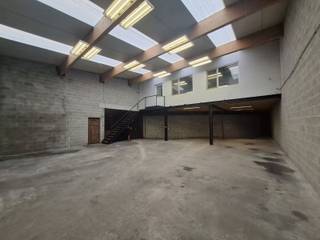 Magazijn te huur op Boomsesteenweg 592, 2610 Wilrijk, op een toplocatie waar bereikbaarheid en gebruiksgemak samenkomen. Vlakbij de A12 en met...