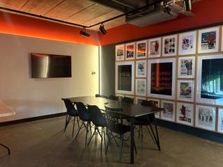 Ontdek deze functionele en instapklare kantoorruimte, gelegen op een actieve industriezone. Een uitstekende prijs-kwaliteitverhouding...