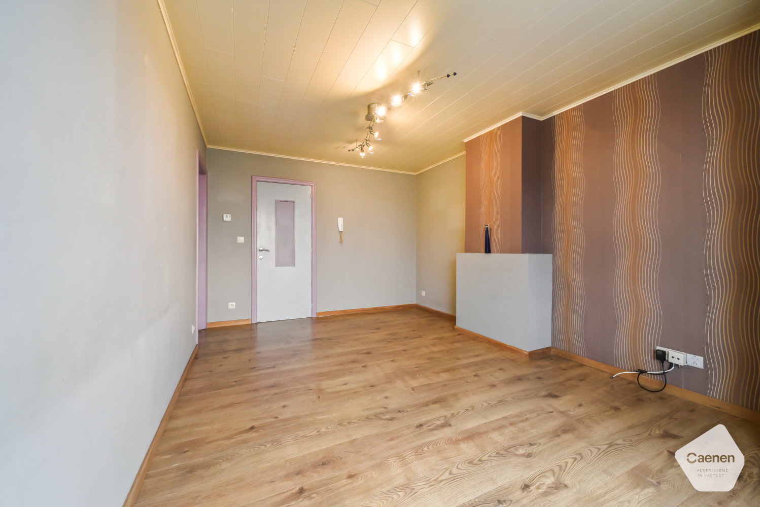 Licht op te frissen twee slaapkamer appartement op een uitstekende locatie - foto 4