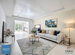 SOUS OPTION Clabecq, Idéalement situé, proche du centre et des grands axes, bel appartement rénové sans charges. Il se compose d'un  grand...