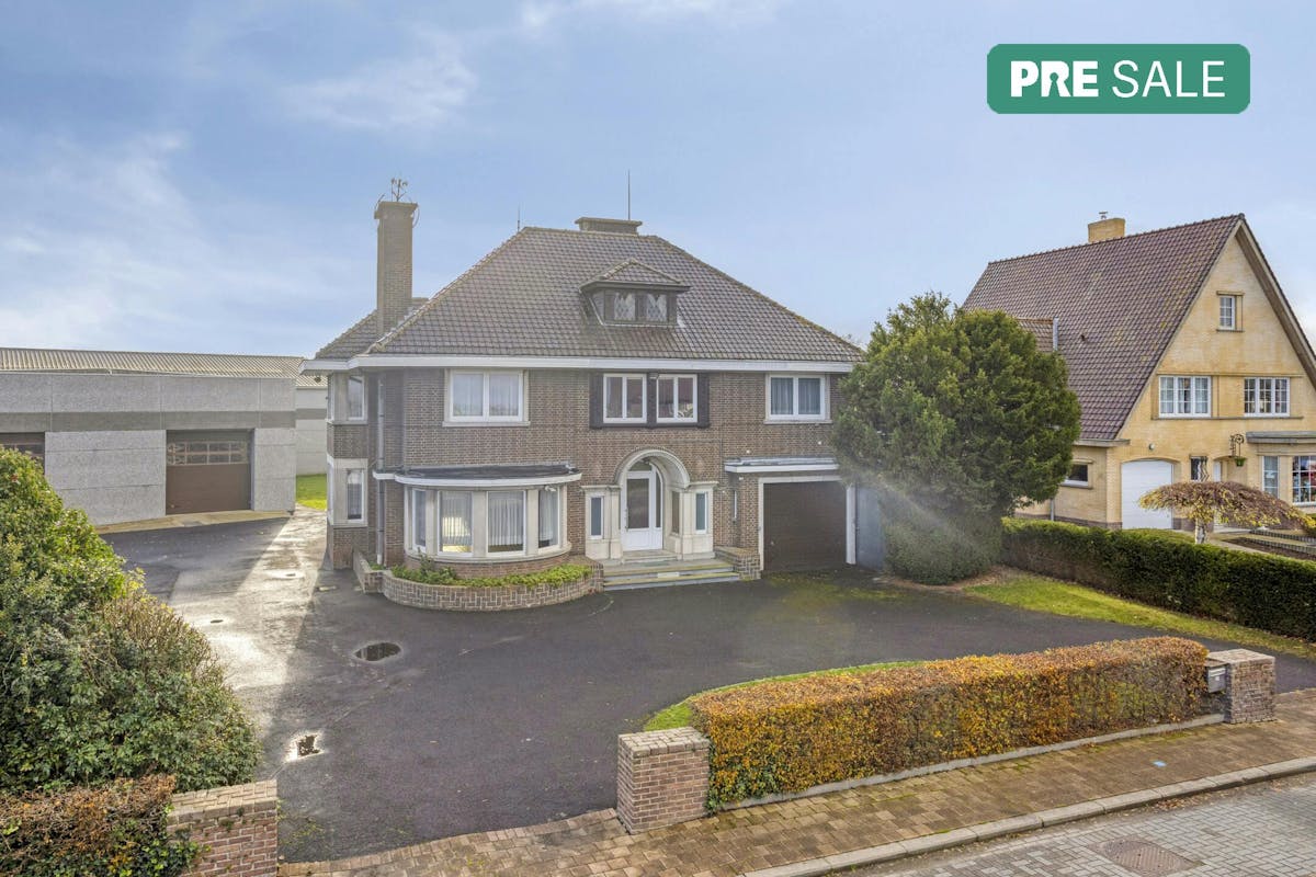 Ruime woning met loods op 2.127m² te Lo-Reninge. - foto 1