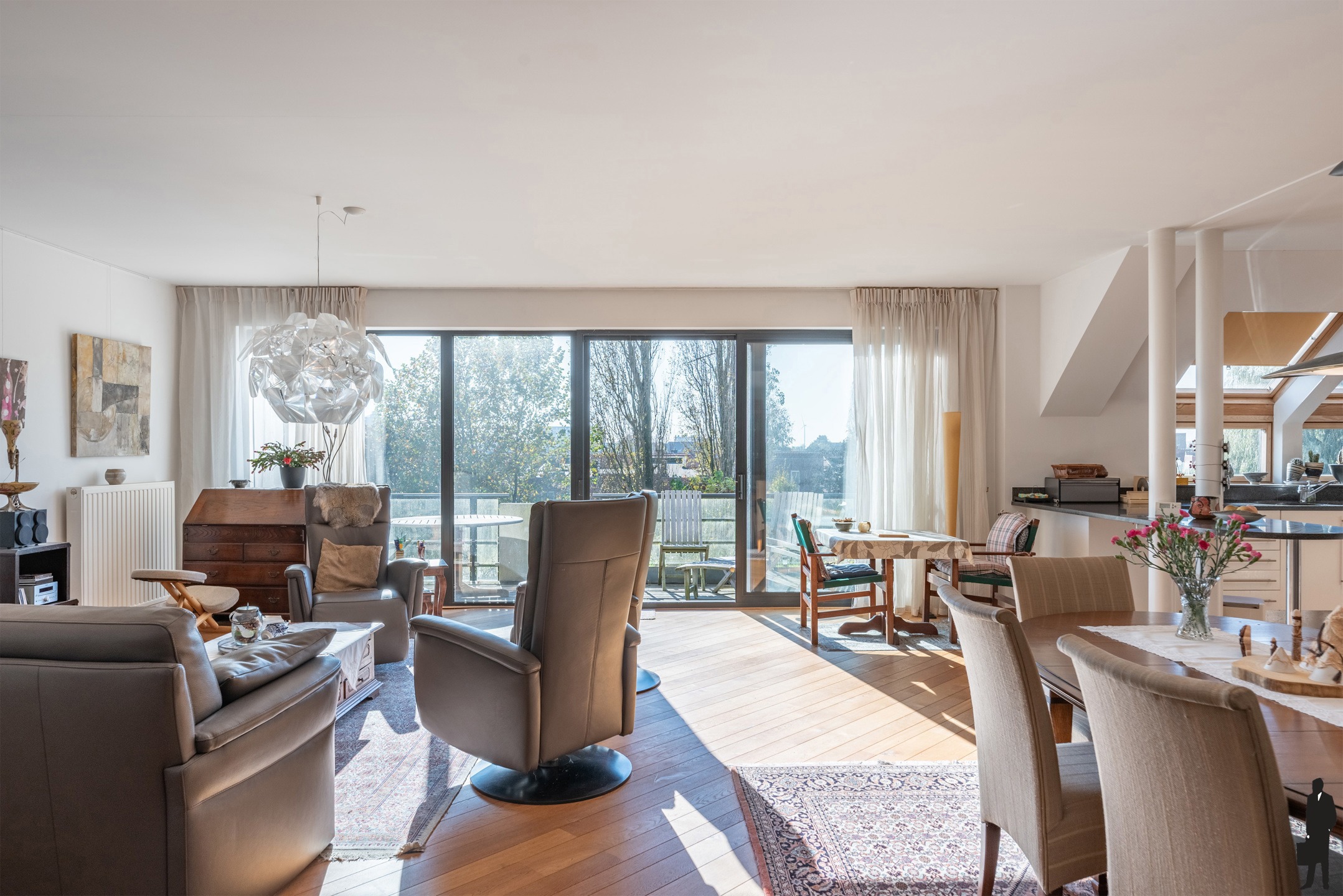 Riant appartement met 4 slpks, 2 badks, prachtig zuidterras - foto 4