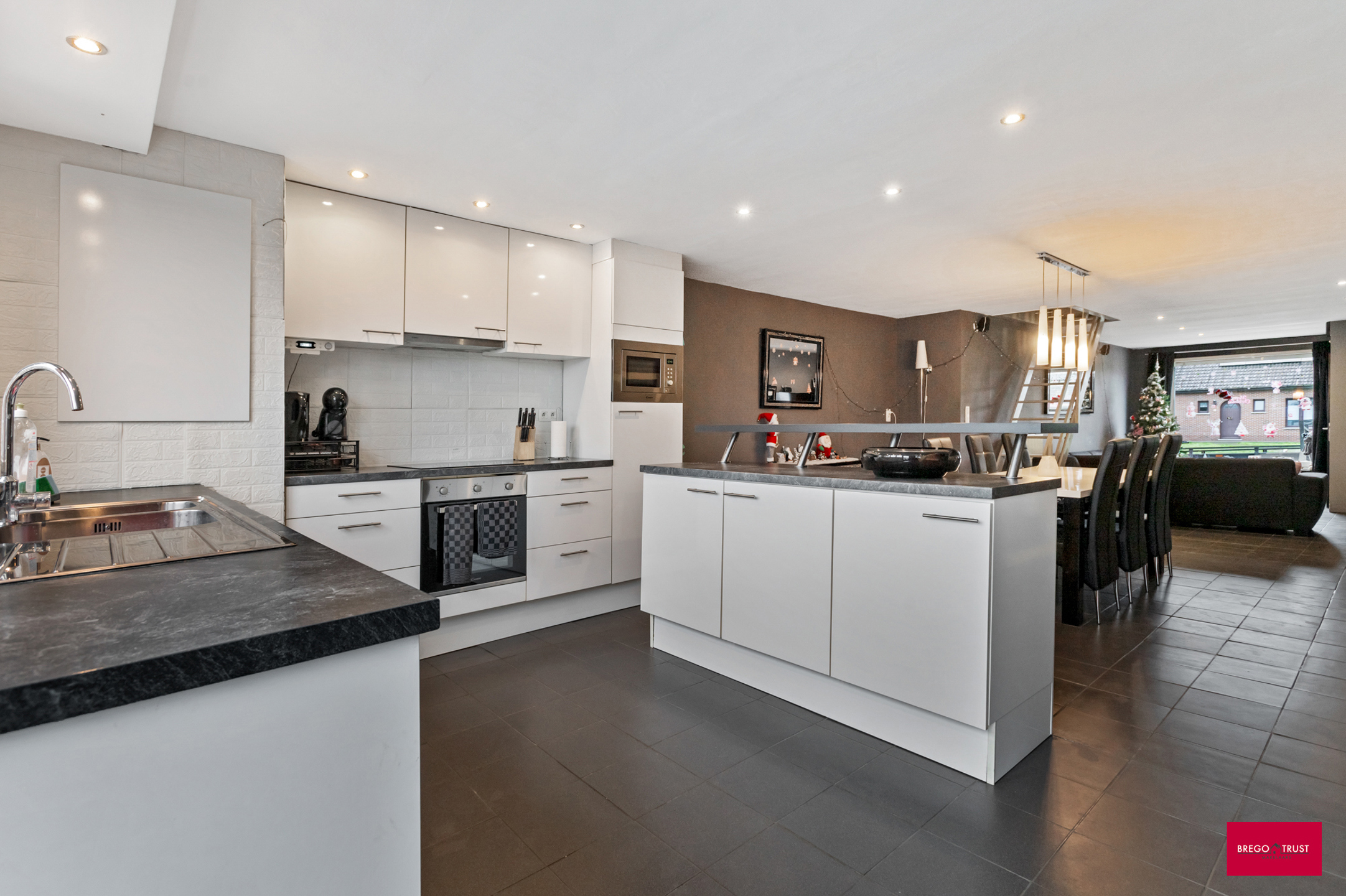 Energiezuinige gezinswoning met 4 slaapkamers - foto 1