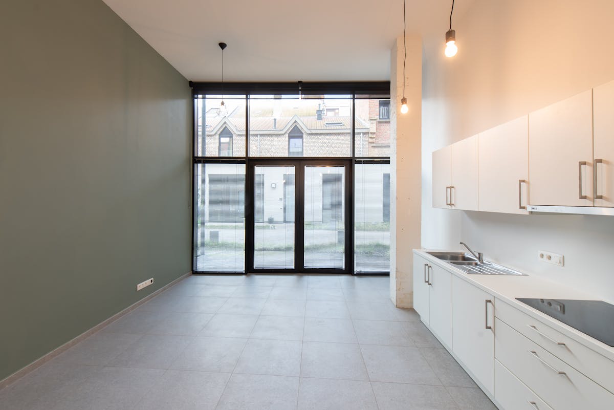 Prachtig gelijkvloerse assistentiewoning met terras - foto 4