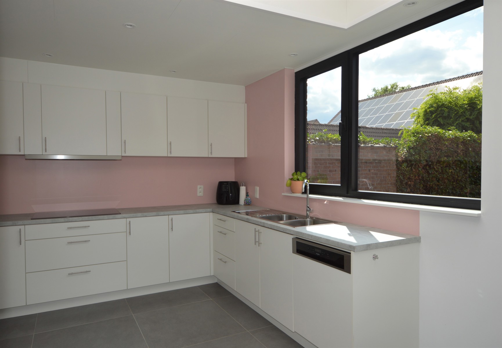 Knappe moderne woonst met 3 slp., &amp; een bew. opp. van 205m². - foto 5