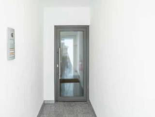 Ruime, gerenoveerde duplex te koop in Genk - instapklaarBen je op zoek naar een energiezuinige en moderne woning met ruimte, comfort en een...