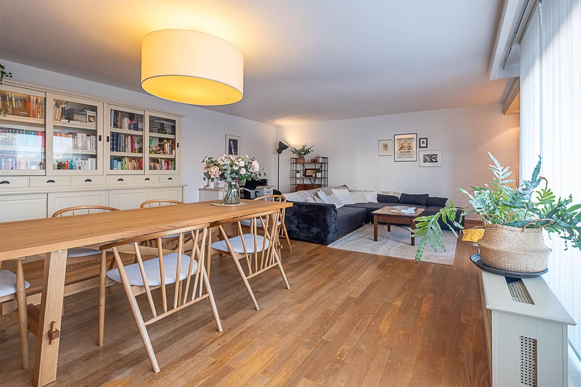 Zeer verzorgd appartement met 3 slaapkamers, 2 terrasen en (auto)staanplaatsen - foto 5