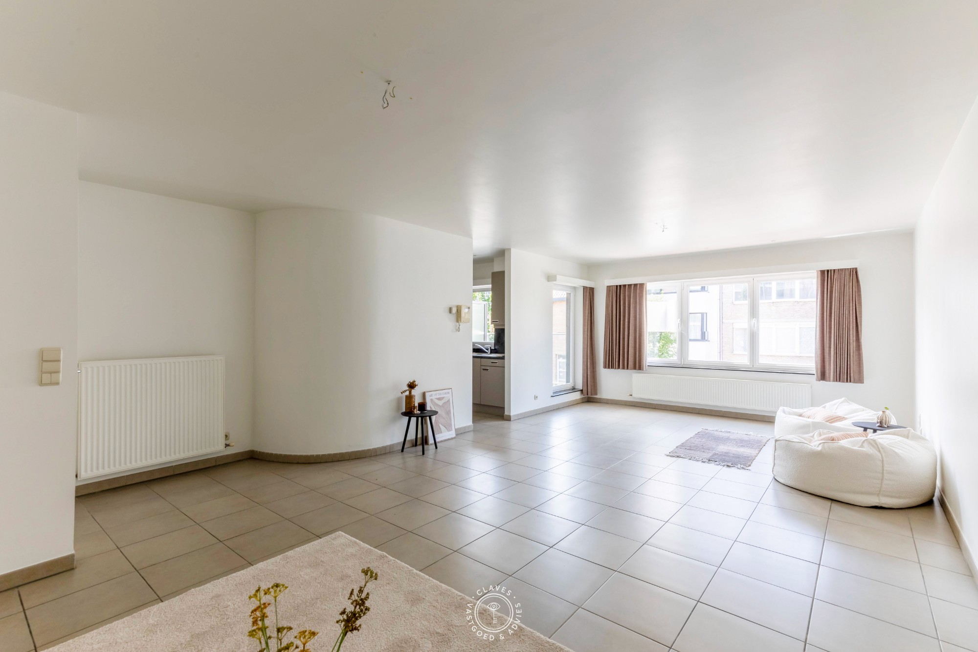 Centraal gelegen appartement met twee terrassen en autostaanplaats - foto 1
