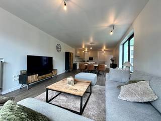 Deze gerenoveerde woning combineert hedendaags comfort met een warme, huiselijke sfeer in het centrum van Boekhoute. Dankzij de gunstige ligging...
