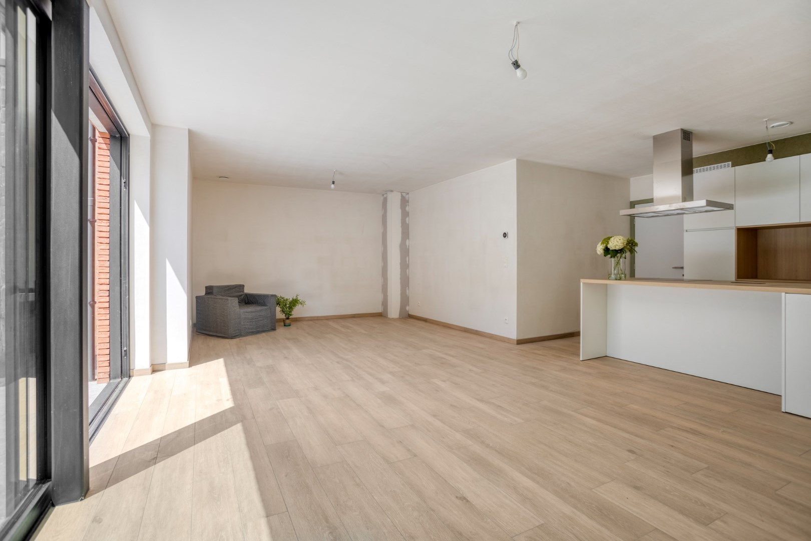 LOOP EENS BINNEN OP VRIJDAG 10 APRIL: RUIME NIEUWBOUWWONING - 6% BTW - foto 5