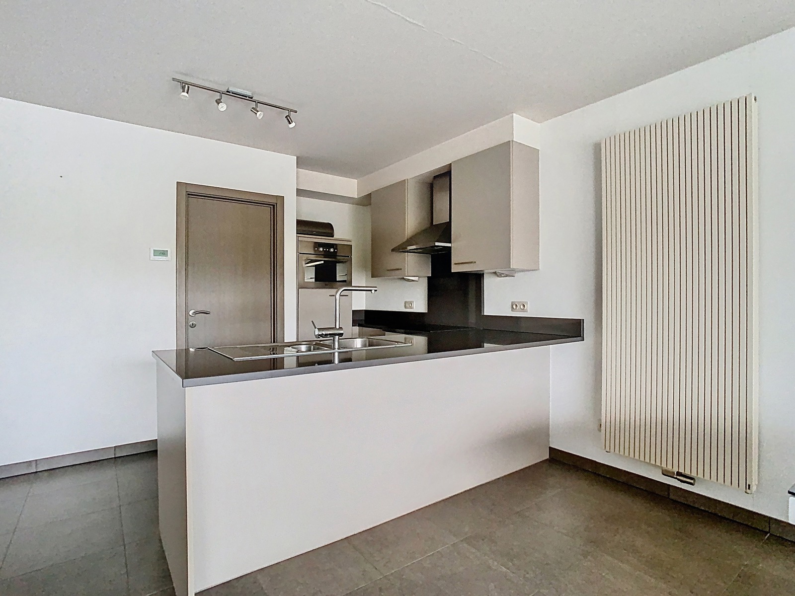 Prachtig appartement met groen uitzicht, 1 SLPK + garage! - foto 3