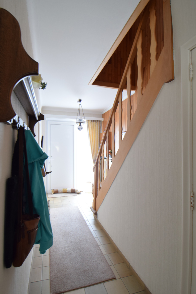 Verzorgde woning met 3 slaapkamer, kleine tuin en garage.  - foto 5