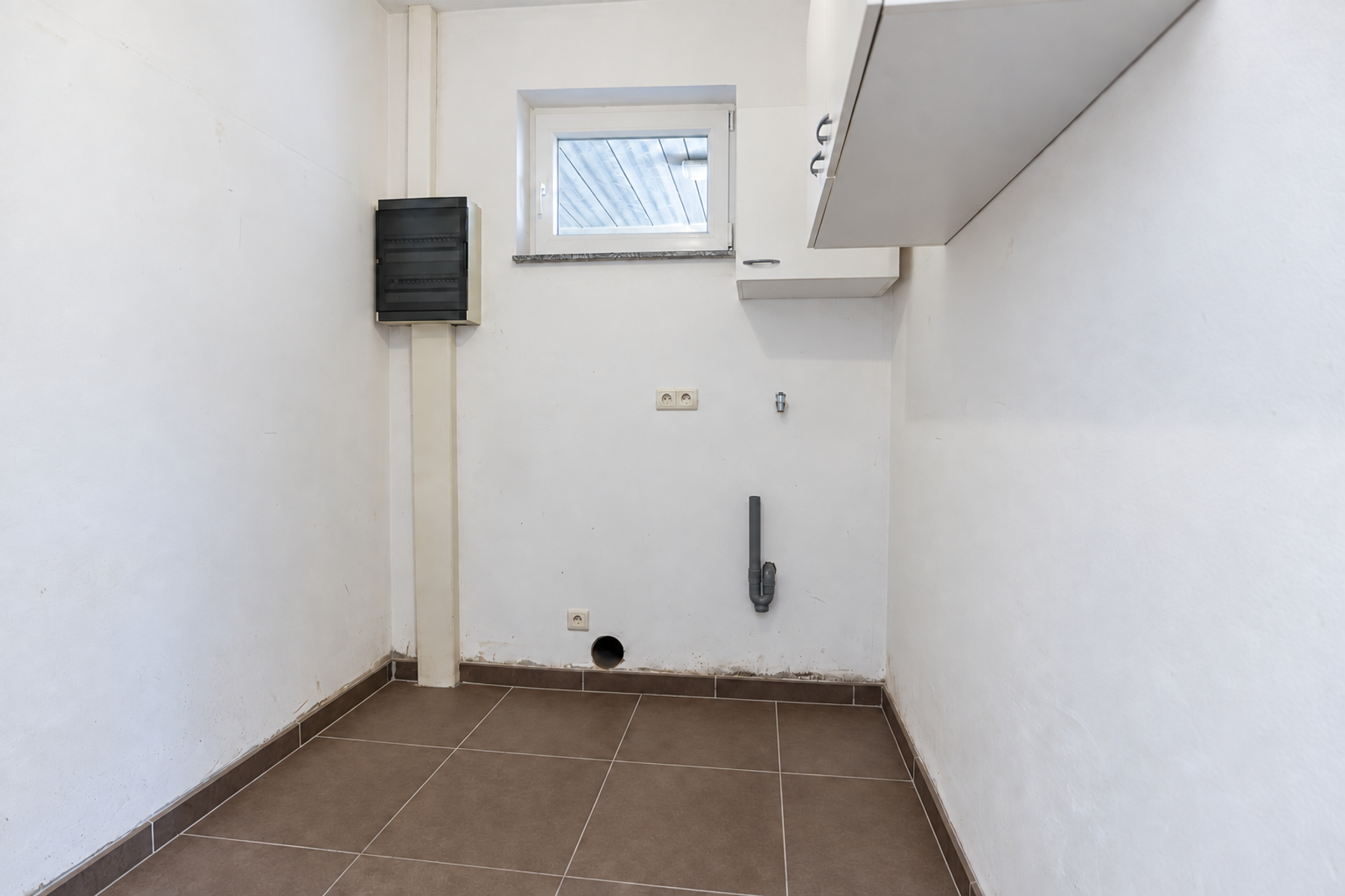Ruime duplex met 2 slaapkamers en garage - foto 5
