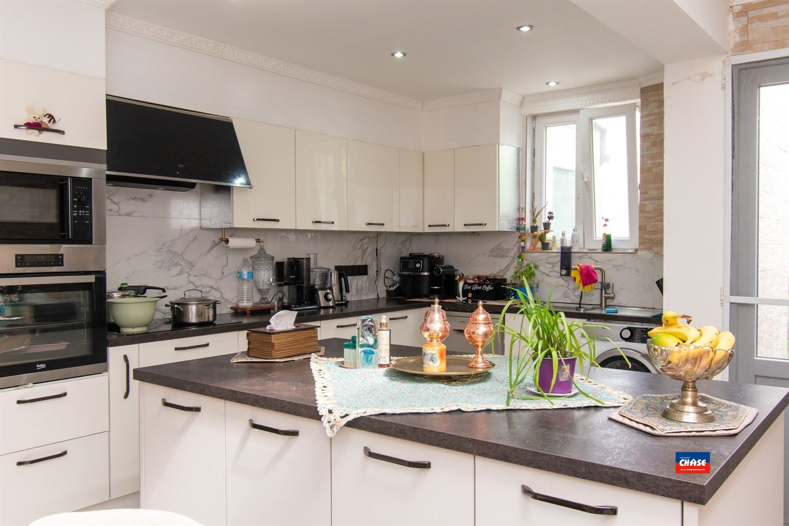 Gerenoveerde woning met 4 slpks + bureau en tuintje - foto 5