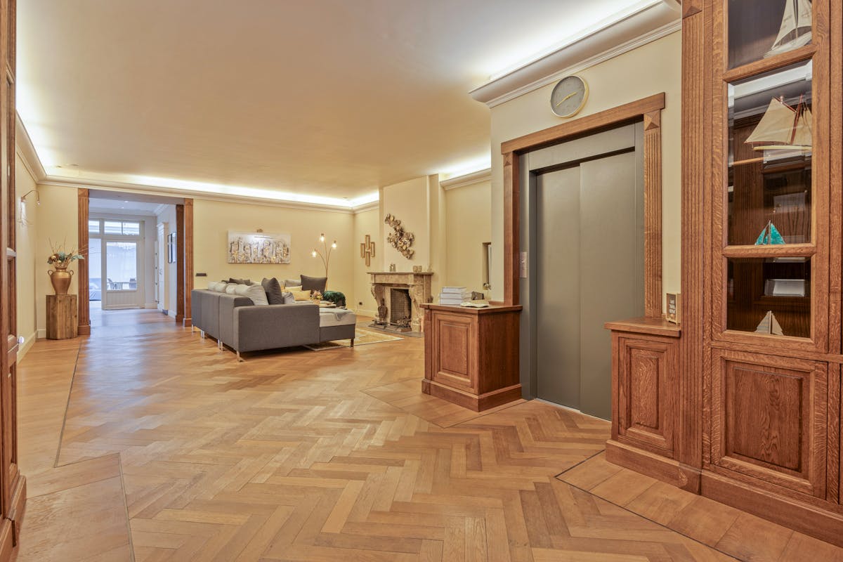 Uniek stadspand met dakterras in centrum Maaseik - foto 4