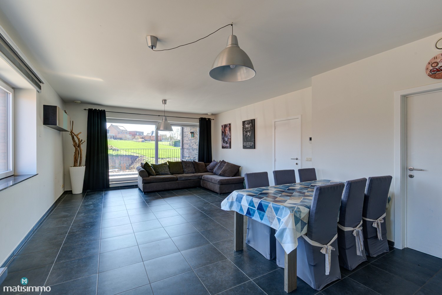 INSTAPKLAAR APPARTEMENT MET 2 SLAAPKAMERS EN AUTOSTAANPLAATS TE RIEMST - foto 5