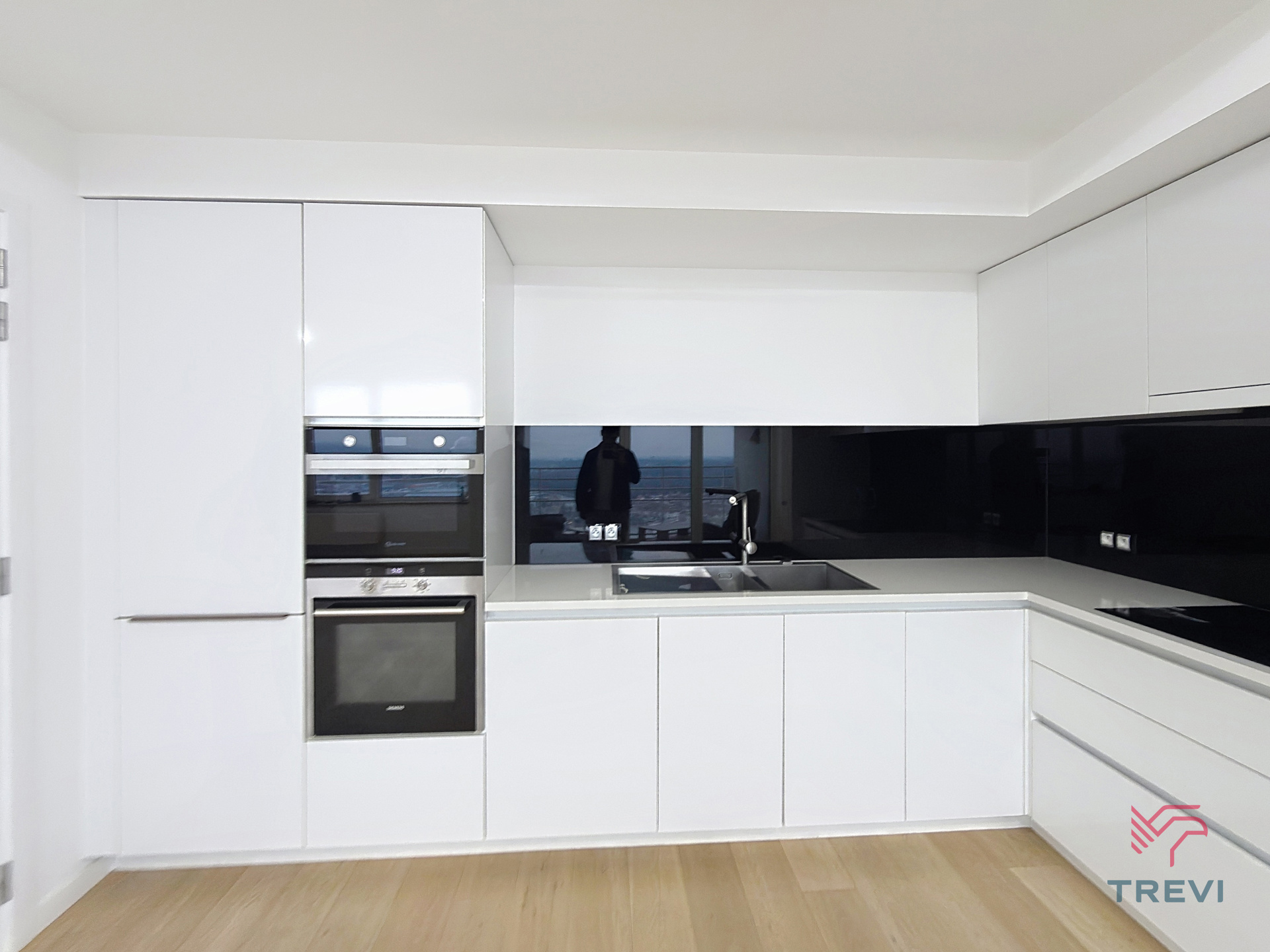 UP-SITE, APPARTEMENT MET 1 SLAAPKAMER OP DE 39E VERDIEPING - foto 4