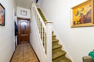 Geen renovatieplicht van toepassing op deze woning!Deze halfopen, op te knappen woning is gelegen in het centrum van Ingelmunster, op een boogscheut...