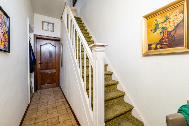 Halfopen woning met uitweg in centrum Ingelmunster. - foto 3