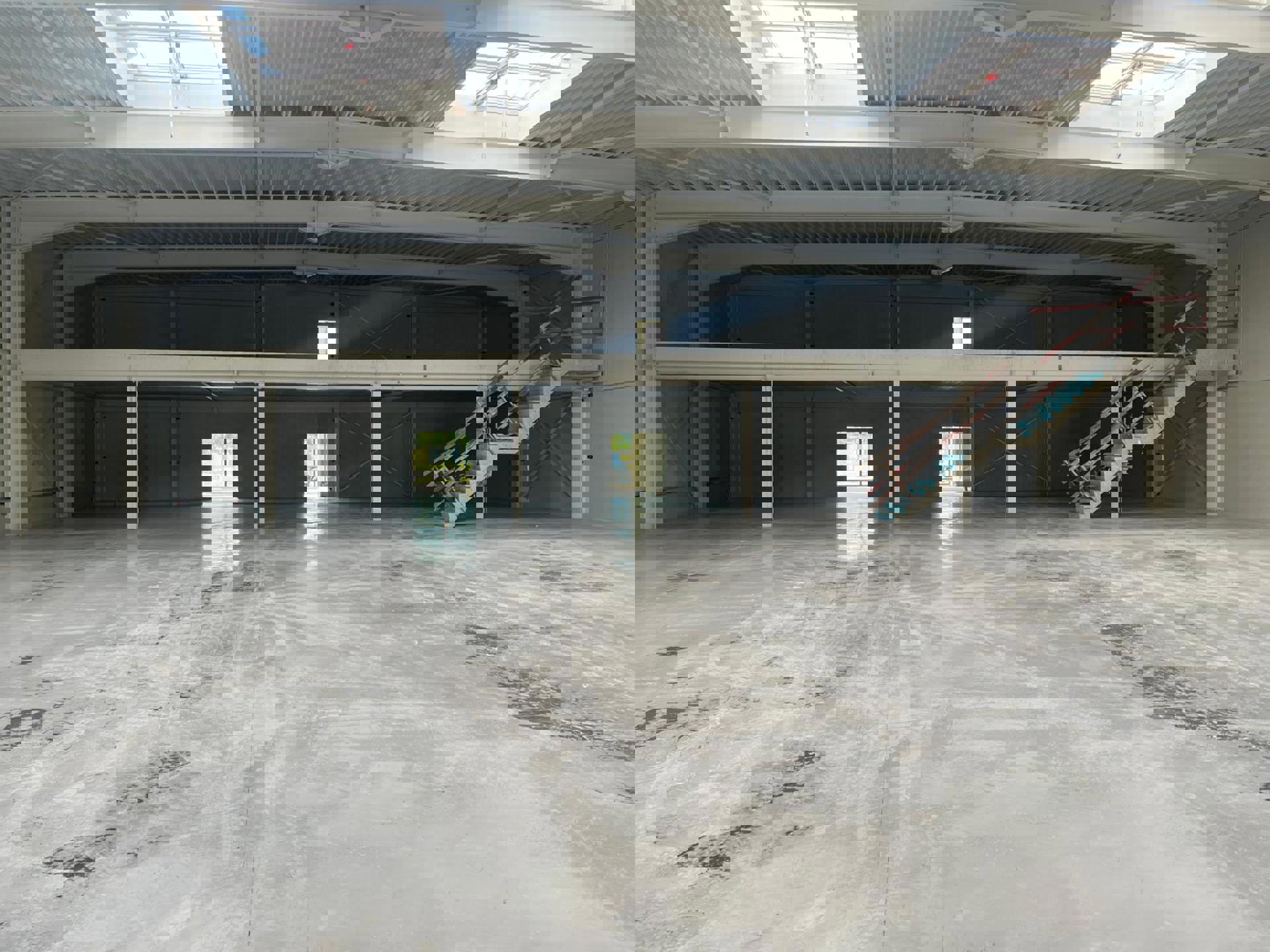 BTS Bedrijvenpark "De Zwaan" magazijnen met kantoor/showroom - foto 4