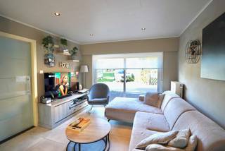 Bent u opzoek naar een gezellige, instapklare woning waar u meteen uw verhuisdozen kan uitpakken? Zoek dan niet verder en maak een afspraak voor...