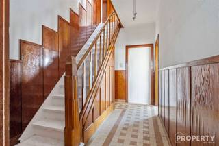 Ontdek deze prachtige klassieke villa met veel potentieel, gelegen in een geliefde en rustige buurt van Knokke-Heist, op wandelafstand van...