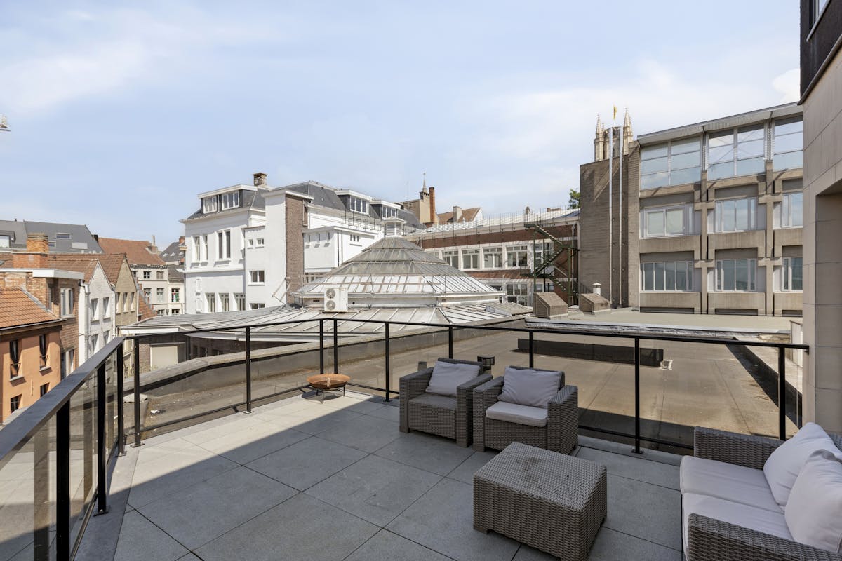 Moderne stadswoning met 2 slaapkamers in hartje Gent te koop - foto 2