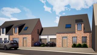 In de dorpskern van Izenberge, deelgemeente van Alveringem ter hoogte van de Izenbergestraat 113 bouwt Residentie Vastgoed weldra een nieuwbouwproject bestaande uit 3 ruime gezinswoningen. Deze woningen hebben een grondoppervlakte vanaf 655 m² tot 702,90 m² en bieden u een prachtig vergezicht op het Vlaamse polderlandschap. Alveringem, een charmant en pittoresk dorpje in het hart van de Westhoek, biedt een unieke mix van geschiedenis, natuur en gastvrijheid. Gelegen te midden van groene weiden en idyllische landschappen, is Alveringem de perfecte woonplaats voor wie op zoek is naar rust en authenticiteit.<br /><br />Deze woning met lotnummer 3 ligt op een perceel van 702,90 m² waarvan 105,51 m² bebouwd. Deze woning heeft een bewoonbare oppervlakte van 183,35 m² en bestaat uit een inkomhal met apart toilet, een ruime leefruimte met open ingerichte keuken, een bureauruimte en een inpandige garage. Op de eerste verdieping bevinden er zich nog 3 slaapkamers, een ruime badkamer, een extra bergruimte en een nachthal met apart toilet. Voorts beschikken alle woningen over een diepe tuin met landelijk verzicht. (Gvg, WgLk, Gmo, Gvkr, Vv) ~ E-peil: max E30 ~ Ref. OU26042<br /><br />Vraag gerust naar ons lastenboek en een duidelijke prijsraming op kantoor.<br /><br />Residentie Vastgoed treedt niet op als bemiddelaar maar als verkoper van het onroerend goed