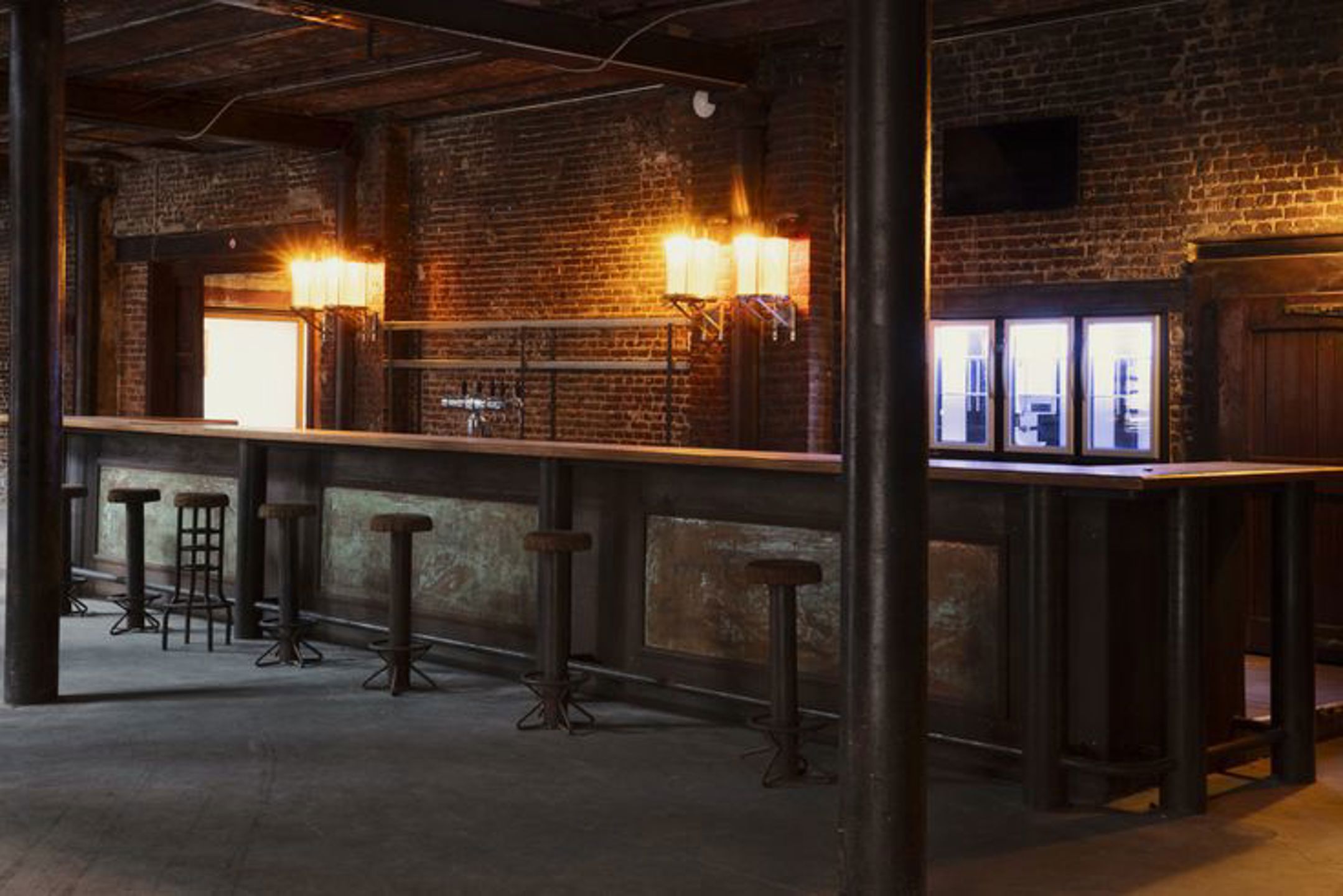 Commercial à louer à Molenbeek-Saint-Jean - photo 2