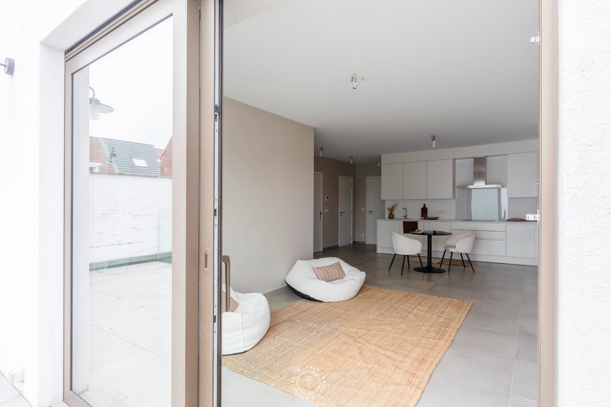 Instapklaar 2 slaapkamer appartement met groot terras - foto 5