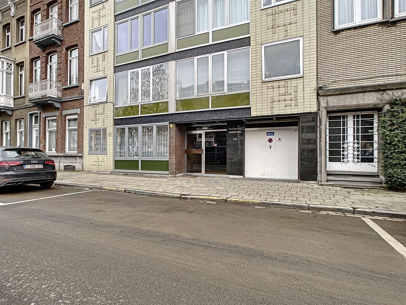 Overdekte staanplaats op top-locatie op de ring van Mechelen - foto 4