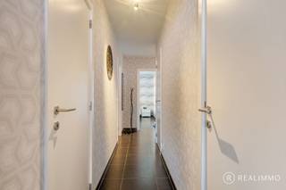 Dit appartement maakt deel uit van Residentie Gabriel in Avelgem, op wandelafstand van winkels, scholen en openbaar vervoer. Het appartement ligt...