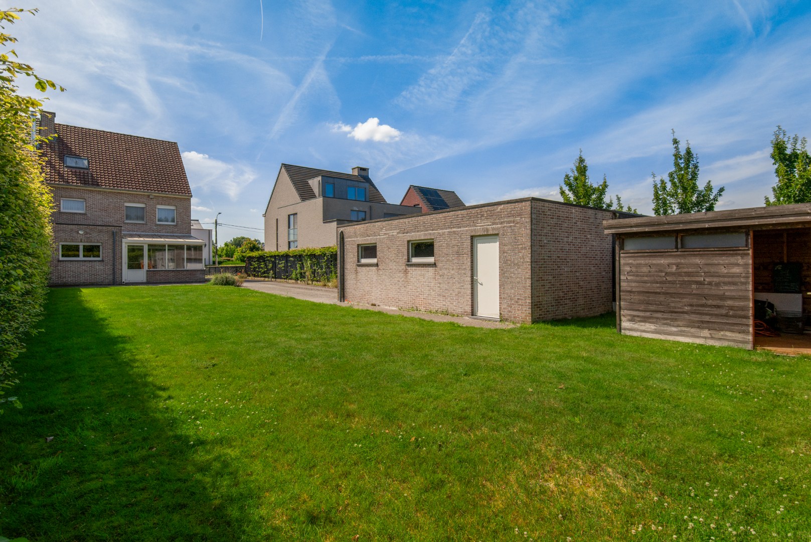 Ruime halfopen bebouwing aan natuurgebied - foto 2